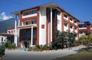 देहरादून31जुलाई24*श्री नगर मेडिकल कॉलेज को मिली चार फैकल्टी,