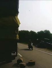 दबोह31जुलाई24*दबोह लहार रोड पर लूट की कोशिश,सड़क अवरोध कर लुटेरों ने लूटने की कोशिश की*