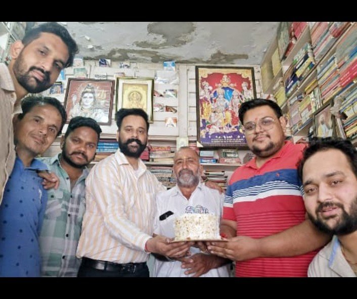 पंजाब 14 अगस्त 2024*पत्रकार सत्यनारायण शर्मा का जन्मदिन धूमधाम से मनाया पंजाब 14 अगस्त 2024*पत्रकार सत्यनारायण शर्मा का जन्मदिन धूमधाम से मनाया