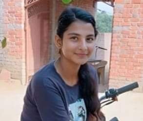 उत्तर प्रदेश19अगस्त24*एटा जिला में 18 वर्षीय छात्रा रौनक पुत्री जितेन्द्र यादव की दिन दहाड़े निर्मम हत्या…