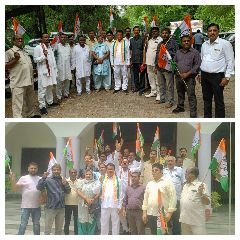 मथुरा3अगस्त24*विद्युत की कटौती को लेकर कांग्रेस के पदाधिकारीयों ने जिला अधिकारी कार्यालय पर किया प्रदर्शन!