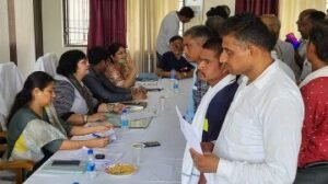 कानपुर देहात 3 अगस्त 2024 *राज्य मंत्री तहसील दिवस अंतर्गत मैथा में सुनी लोगों की समस्याएं निस्तारण के लिए निर्देश।*