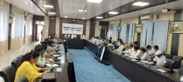 कानपुर देहात 5 अगस्त 2024 *समस्त सरकारी तथा गैर सरकारी कार्यालयों एवं समस्त शिक्षण संस्थानों पर फहराया जाये तिरंगा।* कानपुर देहात 5 अगस्त 2024 *समस्त सरकारी तथा गैर सरकारी कार्यालयों एवं समस्त शिक्षण संस्थानों पर फहराया जाये तिरंगा।*