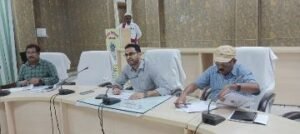 कौशाम्बी6अगस्त24*निर्माण कार्य में धीमी प्रगति पर कारण बताओ नोटिस एवं स्पष्टीकरण जारी करने के डीएम ने दिए निर्देश*