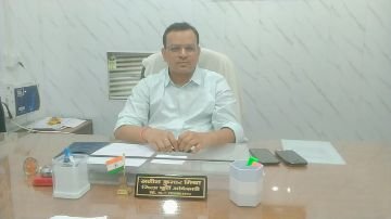 मथुरा7अगस्त24*राशन कार्डाे पर ई केबाईसी शुरू डेट लाइन 20 अगस्त होगी।