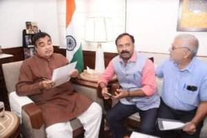 नई दिल्ली8अगस्त24*मिश्रिख लोकसभा सांसद अशोक रावत जी ने केंद्रीय परिवहन मंत्री मा0 नितिन गडकरी जी से मुलाकात की