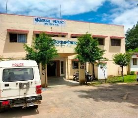 दतिया10अगस्त24*दिन दहाड़े कट्टे की नौक पर बैंक मैनेजर के साथ लूट।* दतिया10अगस्त24*दिन दहाड़े कट्टे की नौक पर बैंक मैनेजर के साथ लूट।*