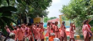 मथुरा15अगस्त24*पूर्व माध्यमिक विद्यालय निजामपुर तथा कन्या पूर्व माध्यमिक विद्यालय निजामपुर स्वतंत्रता दिवस सामूहिक रूप से मनाया गया