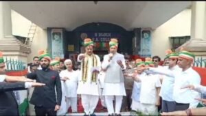 मथुरा15अगस्त24* के बी एस ए कॉलेज में माननीय केबिनेट मंत्री चौधरी लक्ष्मी नारायण द्वारा झंडा रोहण किया