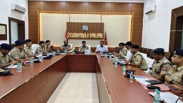 प्रयागराज16अगस्त24*आगामी आरक्षी नागरिक पुलिस सीधी भर्ती-2023 की लिखित परीक्षा को सकुशल सम्पन्न कराये जाने के सम्बन्ध में गोष्ठी आयोजित