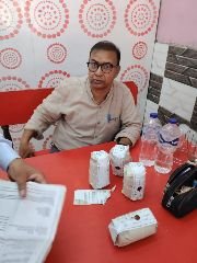 अयोध्या18अगस्त24रक्षाबंधन से एक दिन पहले खाद्य विभाग की टीम ने कई प्रतिष्ठानों पर मारा छापा