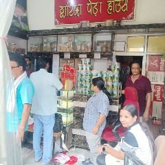 भिण्ड19अगस्त24*खाद्य सुरक्षा विभाग की बहनों और भाइयों के पर्व को शुद्ध रूप मे बनाने की पहल*