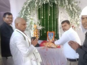 रोहतास20अगस्त24*समाजसेवी अनिल जी के पिताजी के श्राद्धकर्म श्रद्धांजलि कार्यक्रम आयोजित किया गया