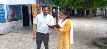 कौशाम्बी22अगस्त24*जिलाधिकारी ने प्राथमिक विद्यालयों एवं ऑगनबाड़ी केन्द्रों का किया आकस्मिक निरीक्षण*