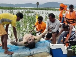 जमशेदपुर22अगस्त24*लापता हुए विमान के ट्रेनी पायलट शुभ्रोजीत दत्ता का शव गुरुवार 10 बजे चांडिल डैम से निकाला गया।