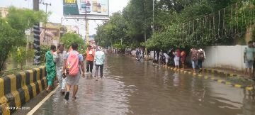 मथुरा23अगस्त24*श्री कृष्ण के जन्म से पूर्व वर्षा का देखने को मिला रूद्र रूप मथुरा23अगस्त24*श्री कृष्ण के जन्म से पूर्व वर्षा का देखने को मिला रूद्र रूप