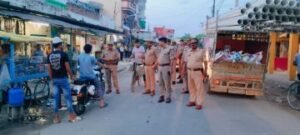 अयोध्या24अगस्त24*सीओ ने पटरंगा थाना क्षेत्र में किया पुलिस बल के साथ पैदल गश्त