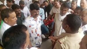 कौशाम्बी25अगस्त24*प्रधान पुत्र पति समेत 12 नामजद 40 अज्ञात के विरुद्ध प्राणघातक हमले का मुकदमा हुआ दर्ज*