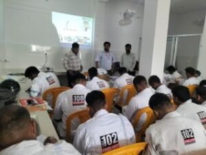 कौशाम्बी26अगस्त24*गुणवत्तापूर्ण और बेहतर सर्विस के लिए प्रशिक्षित किये जा रहे एम्बुलेंस कर्मचारी।*