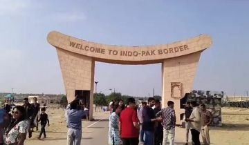 जैसलमेर26अगस्त24*अब अंतरराष्ट्रीय बॉर्डर देखना होगा आसान, BSF ने बॉर्डर देखने के लिए ऑनलाइन पास बुकिंग की शुरुआत* जैसलमेर26अगस्त24*अब अंतरराष्ट्रीय बॉर्डर देखना होगा आसान, BSF ने बॉर्डर देखने के लिए ऑनलाइन पास बुकिंग की शुरुआत*