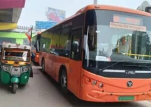 वाराणसी27अगस्त24*वाराणसी शहर में सिटी ट्रांसपोर्ट विश्वनाथ धाम का आकार का लोगो डिजाइन किया गया है