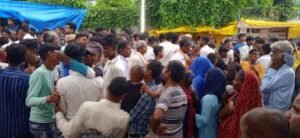 कौशाम्बी27अगस्त24*श्री कृष्ण जन्मोत्सव पर औधन के मेले में महिला पुरुष भक्तों की उमड़ी भीड़*