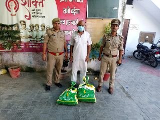 सहारनपुर28अगस्त24**लगभग 10 वर्षों से चल रहे अवैध वाहन कटान के गौदाम पर पुलिस टीम का छापा* सहारनपुर28अगस्त24**लगभग 10 वर्षों से चल रहे अवैध वाहन कटान के गौदाम पर पुलिस टीम का छापा*