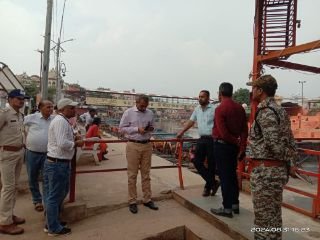 चित्रकूट31अगस्त24*डीएम व एसपी ने लिया समग्र विकास योजनाओं का जायजा