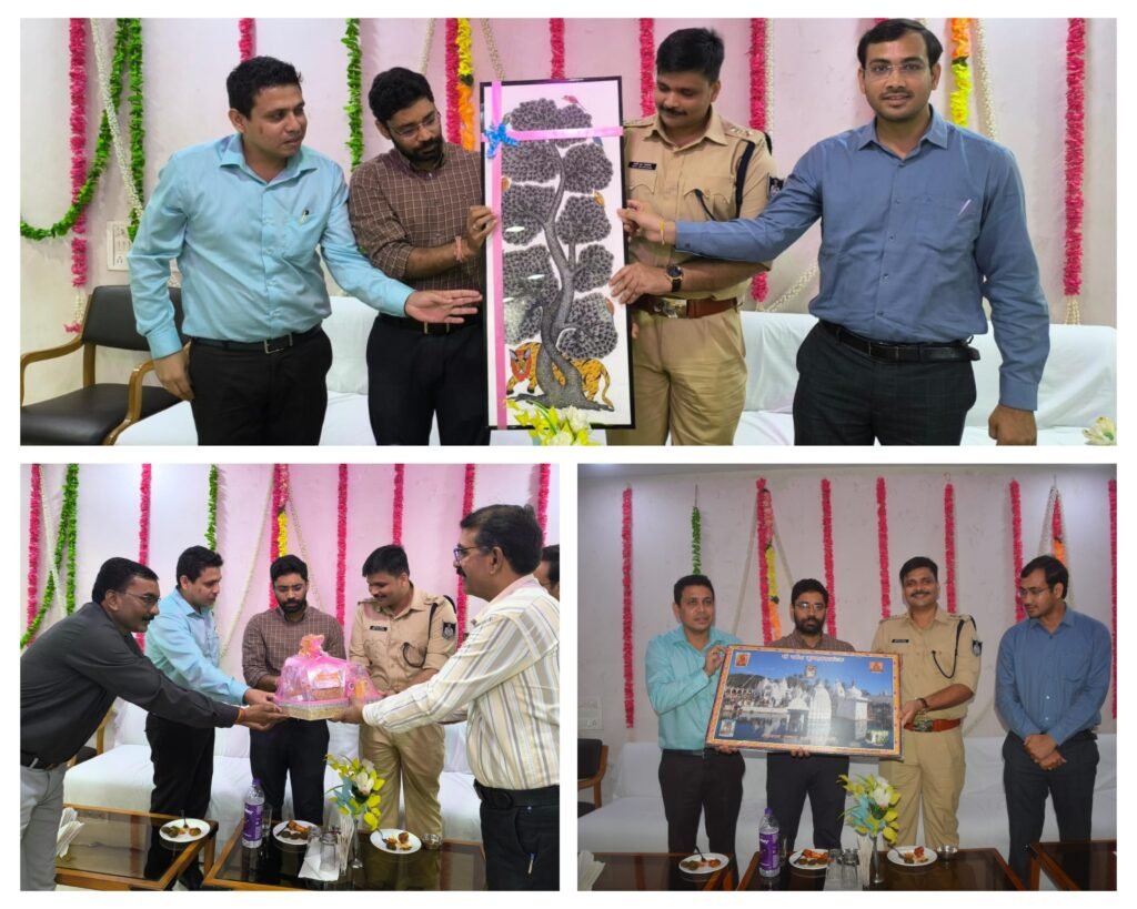 अनूपपुर 24 अगस्त 24*स्थानांतरित कलेक्टर के मार्गदर्शन में जिले ने स्थापित किए विकास के नए आयाम- कलेक्टर हर्षल पंचोली