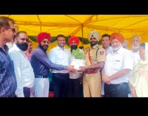 पंजाब 16 अगस्त 2024* मुख्यातिथि एसडीएम पंकज कुमार को किया सम्मानित