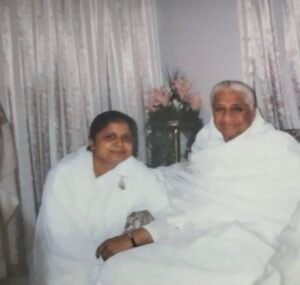 भागलपुर बिहार*२५/०८/२४* प्रजापति ब्रह्माकुमारी ईश्वरीय विश्व विद्यालय ,में  17th वा पुण्य स्मृति, विश्व बंधुत्व दिवस के रूप में मनाया गया