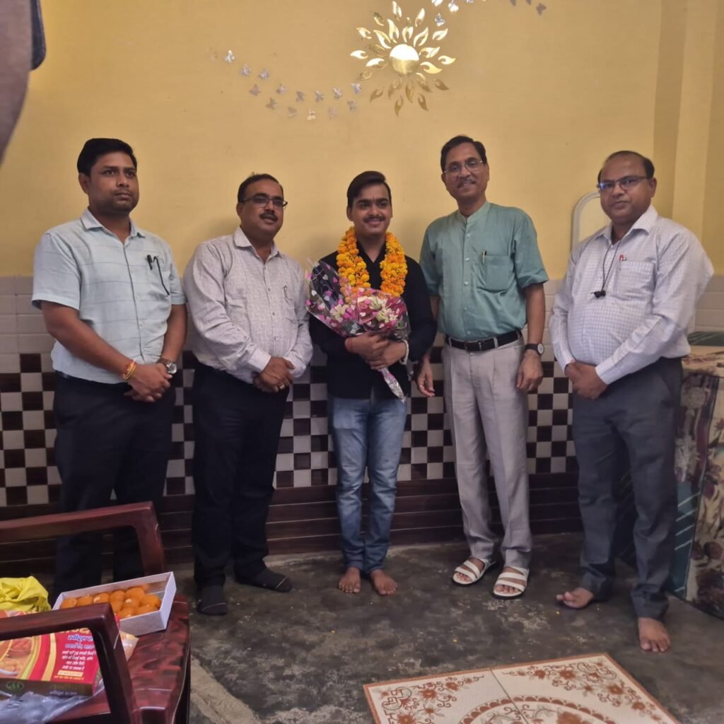 रायबरेली 07 सितम्बर 24*न्यू स्टैंडर्ड कॉलेज ऑफ हायर एजुकेशन सलेथू के विद्यार्थी ने महाविद्यालय सहित जिले का नाम किया रोशन