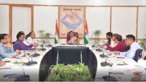 देहरादून 17 सितम्बर 24*बड़ी खबर: मुख्य सचिव राधा रतूड़ी हुई नाराज़, अधिकारियों को फटकार लगाई,