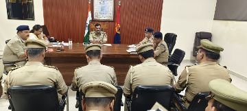 कानपुर नगर01सितम्बर24*पुलिस उपायुक्त ने पश्चिम जोन के सभी थाना प्रभारियों के साथ गोष्ठी आयोजित की। कानपुर नगर01सितम्बर24*पुलिस उपायुक्त ने पश्चिम जोन के सभी थाना प्रभारियों के साथ गोष्ठी आयोजित की।