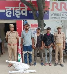 मथुरा01.09.2024*चोरी के अभियोग में वांछित 03 अभियुक्तगण को चोरी के माल सहित गिरफ्तार किया।