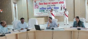 कौशाम्बी03सितम्बर24*अधिकारी संघर्षशील प्राथमिक विद्यालयों को पूरी तनमयता के साथ निपुण सक्षम बनाकर निभायें अपनी जिम्मेदारी-डीएम*