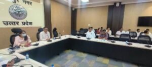 कानपुर3सितम्बर24*जिलाधिकारी की बैठक दौरान उन्होंने खंड विकास अधिकारियों को कड़े निर्देश दिए है कानपुर3सितम्बर24*जिलाधिकारी की बैठक दौरान उन्होंने खंड विकास अधिकारियों को कड़े निर्देश दिए है