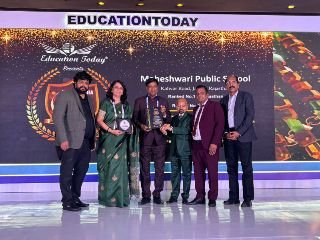 जयपुर03सितम्बर24*Education Today के तत्वावधान में North India School Merit Awards का आयोजन किया गया।
