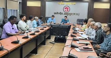 अनूपपुर4सितम्बर24*डीएमएफ मद के स्वीकृत निर्माण कार्य गुणवत्ता के साथ समय पर पूर्ण करें-कलेक्टर