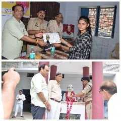 मऊरानीपुर (झांसी) 4 सितंबर 2024 पंडित काशीप्रसाद द्विवेदी उर्फ कक्का की 18 वीं पुण्यतिथि मनाई गई। मऊरानीपुर (झांसी) 4 सितंबर 2024 पंडित काशीप्रसाद द्विवेदी उर्फ कक्का की 18 वीं पुण्यतिथि मनाई गई।