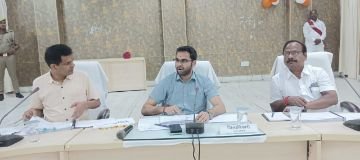 कौशाम्बी06सितम्बर24*किसानों को नैनो यूरिया की उपयोगिता के सम्बन्ध में जागरूक करने के डीएम ने दिये निर्देश*