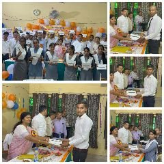 वाराणसी10सितम्बर24*टैबलेट वितरण का कार्यक्रम संपन्न