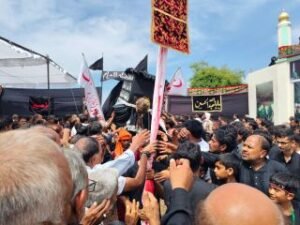 कौशाम्बी11सितम्बर24*रहीमपुर मोलानी में अलम-शबीह की ज्यारत कर जार-जार रोए*