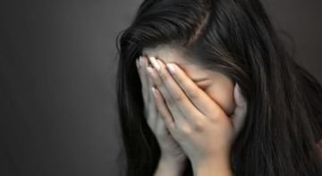 देहरादून14सितम्बर24*12वीं के छात्र ने10वीं की छात्रा के साथ गलत हरकत कर किया शिक्षा के मंदिर को कलंकित।