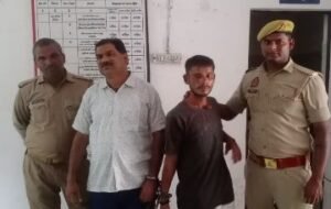 मथुरा15सितम्बर24*थाना राया पुलिस द्वारा दो वारंटी अभियुक्तगण को किया गिरफ्तार ।*