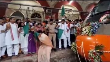 इटावा16सितम्बर24*वंदे भारत के आगे गिरीं भाजपा विधायक:*