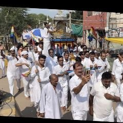 मऊरानीपुर21सितंबर24 पर्यूषण पर्व की समाप्ति पर शोभायात्रा निकालकर दस धर्म के पालन करने से मनुष्य मोक्ष प्राप्त कर सकता है।