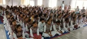 मथुरा27सितम्बर24* प्रेमलता कॉलेज राया में अभियान के तहत महिलाओं व बालिकाओं को जागरूक किया जा रहा है*।