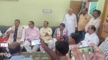 भदोही28सितम्बर24*बरिष्ठ भाजपा नेता को ED मामले में हाईकोर्ट लखनऊ द्वारा क्लीन चिट।