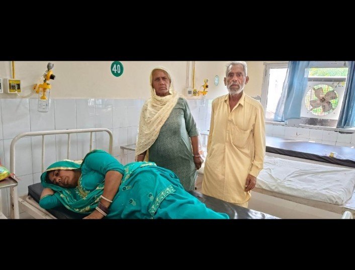 पंजाब 18 अक्टूबर 2024* दीवार को लेकर बहू कृष्णा रानी को मारपीट कर घर से निकाला, कार्यवाई की मांग